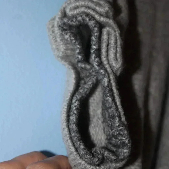 Three Toned Long Sweater by BCBG Maxazaria 100% Wool - Picture 8 of 11